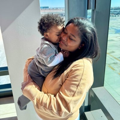 ashleyyknight's profile picture. 