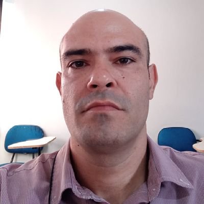 LukasMachado10's profile picture. Política, Direito, Curiosidades