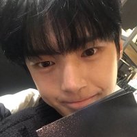 파랑(@bluxwavx) 's Twitter Profile Photo