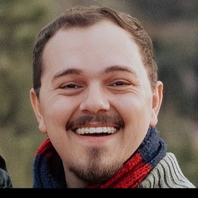 theloneread's profile picture. Care to chat?
