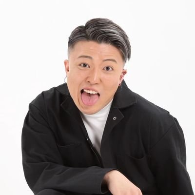 masashi_enomoto's profile picture. ミュージカル俳優。ヅカヲタ。INFP-T。
2024.3「スウィーニー・トッド」
2024.8-9「キャッチ・ミー・イフ・ユー・キャン」
2025.1-3「ケイン＆アベル」
お問い合わせはこちらへ
masashi_enomoto0412@yahoo.co.jp
