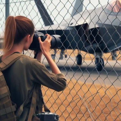 canadian aviation enthusiast, researcher, and all-around nerd she/they