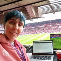 Zoe Hodges (@_thewritersroom) 's Twitter Profile
