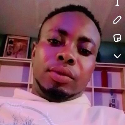 Afeez1933539's profile picture. 