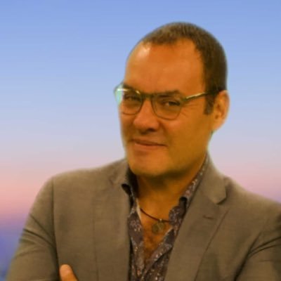 #Poblano de corazón y nacimiento.Escritor aficionado y lector voraz. Director de Azteca Puebla y columnista en Vertigo Político y El Economista.