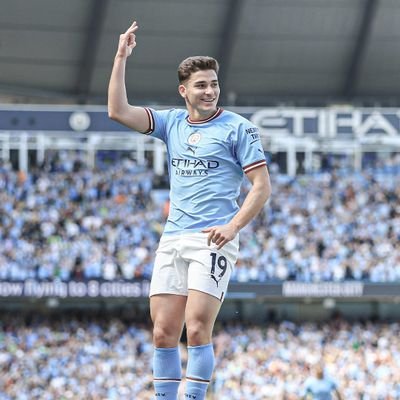 Bala002Bala's profile picture. I want to become professional trader