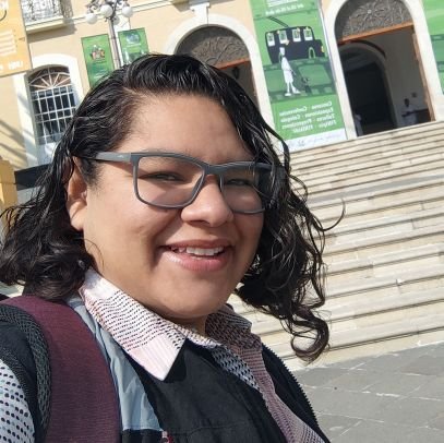 nany_ela's profile picture. 35 años viviendo del ensayo y error, aprendiendo, reestructurando y reconstruyendo cuantas veces sea necesario. Caminando para ser.