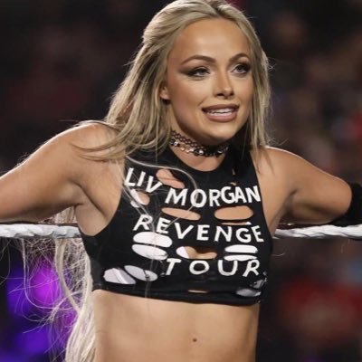 NOT @yaonlylivvonce, original character. § In order to be the last one standing, the others must fall— step on up, give it your best shot.