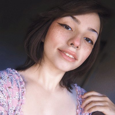 flordebuenuda Profile Picture