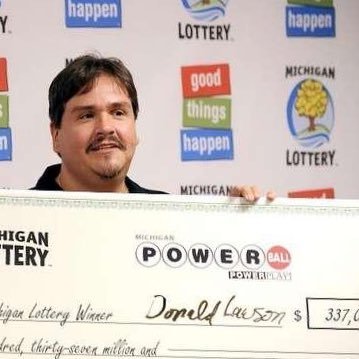 $337million 💰💰powerball winner , I'm giving out help to my followers and helping people out there with their bills as much as I can🇺🇸🇺🇸🇺🇸
#maga #MAGA