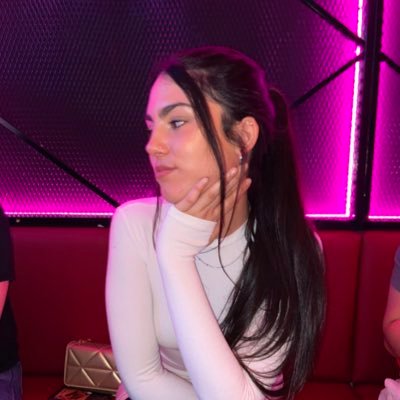 Laara__cg's profile picture. 