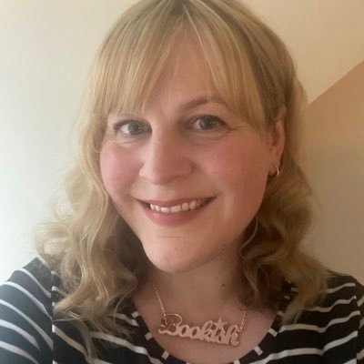 Chartered PR/comms | Trustee @welshwomensaid | Former journalist | Welsh learner | Coach | @cipr_cymru committee | Views/RTs own.