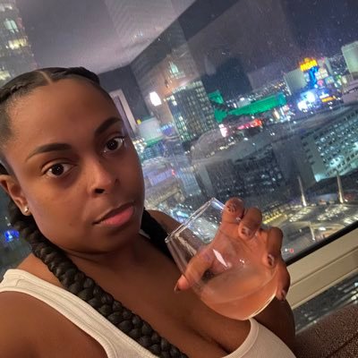 MsRudii's profile picture. Learning, Healing, Being