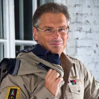 EnriqueFre74641's profile picture. You know The key to #success is a passion for what you do, that's why We build the infrastructure that connects communities, through a sustainable #Foundation