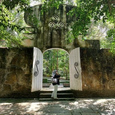 syazakhai_'s profile picture. suka kerja soalnya belum ada yg nafkahin