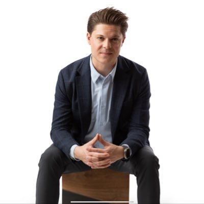 etmassey93's profile picture. Jeeps, bikes, and mainframes