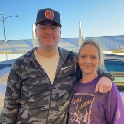 mwalthall01's profile picture. Music, HUGE RAZORBACK FAN, Masters of Art in Teaching Graduate student, and I’m an Autism Mom!! #WPS