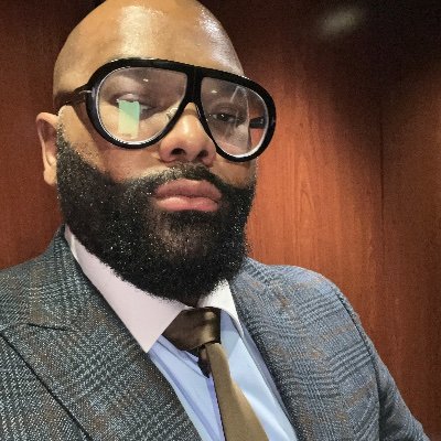 6’2 267 / strong successful black man / Loyalty is Royalty