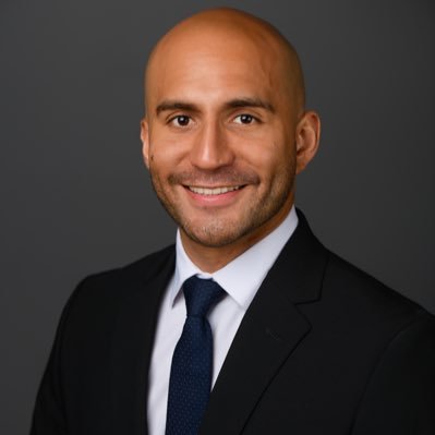 Resident Physician🇺🇸 | 🇨🇴 M.D @ULibreCali | Runner🏃♂️ Swimmer🏊♂️ | Photography📷 | Spiritual Hustler✨