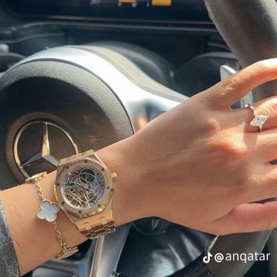 nwaraa7_'s profile picture. طالبة في جامعة الكويت         تخصص لغة عربية 📚         أعشق كُل ما هو جميل✨🤍