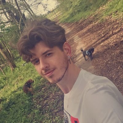 30 YO
 🇬🇧 uk 
🏳️‍🌈 gay!
Jack ❤️🥰 
George 🐕 cherry 🐕‍🦺 chase 🦮