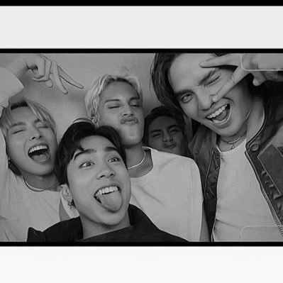 (a very) content writer #charis much amazed. such wow. selfie good. *too much information can lead to destruction.*💖SB19 🍓🐺🐥🌽🍢 | josue ☄| SuJu | Mamamoo
