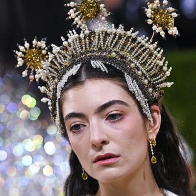 studiesdadani's profile picture. Estudando para ter MED - Federal na bio, 19y #studytwt 👩‍⚕️🏥⚕️