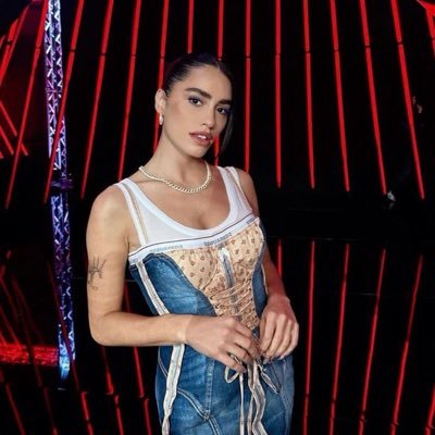 Cuenta de dinámicas, votaciones, info y más de @lalioficial