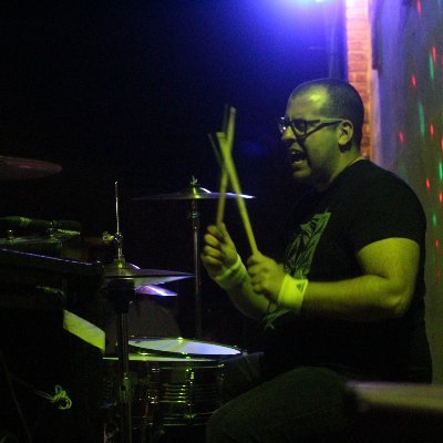 enrico_underd's profile picture. Sono Enrico, sono toscano, suono la batteria e sono un patito di videogiochi.