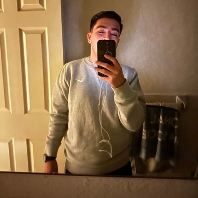 ruls7285's profile picture. chico aburrido y tranquilo sin nada para opinar, siempre en lo mío, pocos amigos pero muchas historias por contar, muy reservado, loco, tímido pero pegao