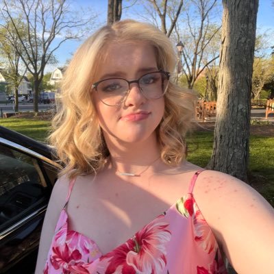 kellyn17983's profile picture. “Living life one step at a time” 💕