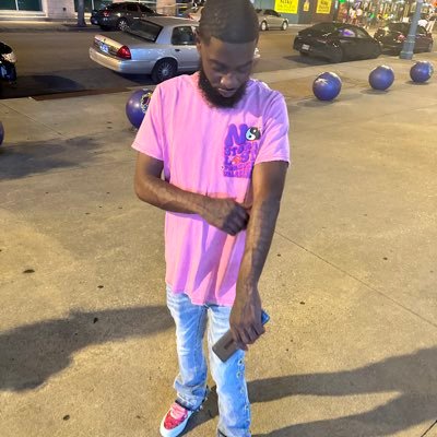 been havin shit still is‼️ been puttin dat shit on n still is Mr put it on⚡️ been havin motion 💨💨🔌🔌🏡🏡Vegas living☀️‼️ Life is Life 💙 tap in 🗣️🗣️