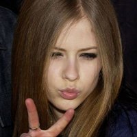 Avril Lavigne Rock 🍉(@Avrillavignepok) 's Twitter Profile Photo