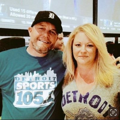 Actress, sarcasm is my love language, foodie, mom of 4 ❤️ @Lions 💙 Drew and Mike /Oakland U alum , sharing positive tweets 😊☀️