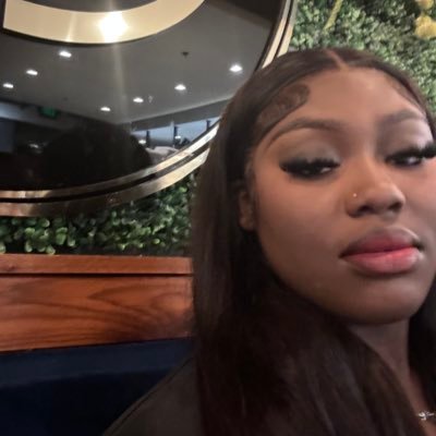 joesieebabyy's profile picture. d(m)v