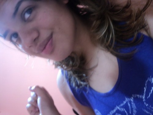 Eu sou uma eterna apaixonada, uma jovem sonhadora, uma lutadora feroz no que toca e nos objtivos da vida. Amuh você 3