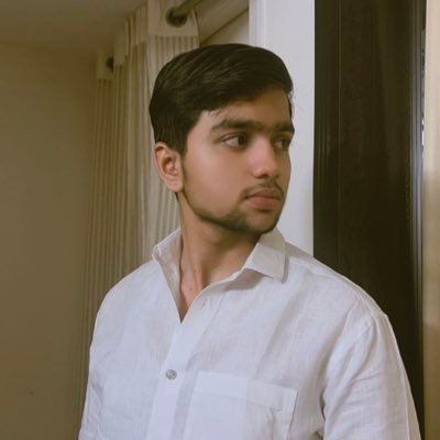 Roheet09284496's profile picture. Lawyer!! ⚻