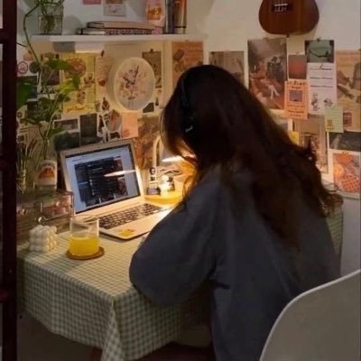 psitass's profile picture. um diário do meu foco 🤍 #langtwt #studytwtbr