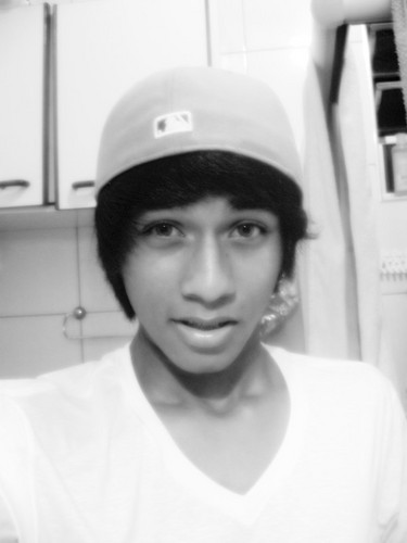 dona do fc @Helo_QzN
seguido por @psicoruu dia 28/01/2012 *--