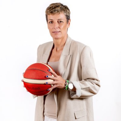 Presidenta de la Federación Española de Baloncesto