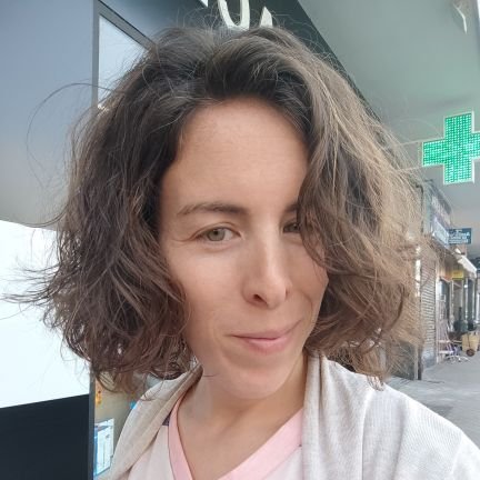 CrisGChana's profile picture. Enfermera pediátrica, madre de 3 fieras; viviendo donde siempre quise, viendo La Maliciosa cada día al despertar