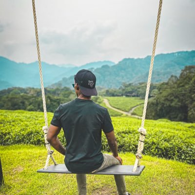 GabinTy1's profile picture. Sleeping at the gym.