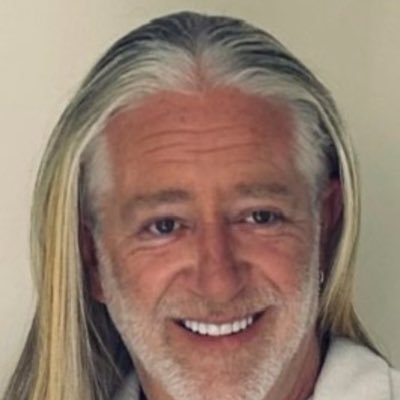 TheCommitteduk's profile picture. Father of 5, Singer, Actor and Self Employed Hackney Carriage Owner/Driver.