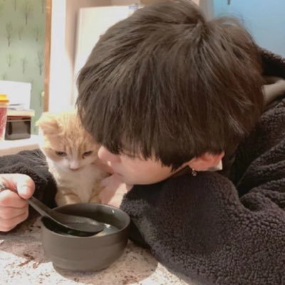 Fan322473324265's profile picture. 