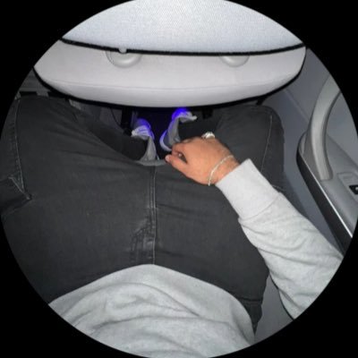 1up__s's profile picture. 