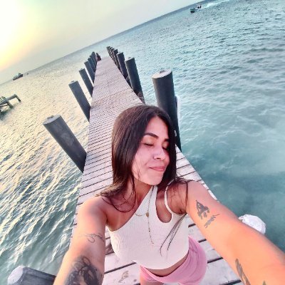 Magg23_'s profile picture. Dark and twisty