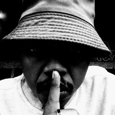 MAxLocalman's profile picture. Kenyan interior designer focused on creating modern, livable interiors that work for the way you live. From concept to completion...🇰🇪