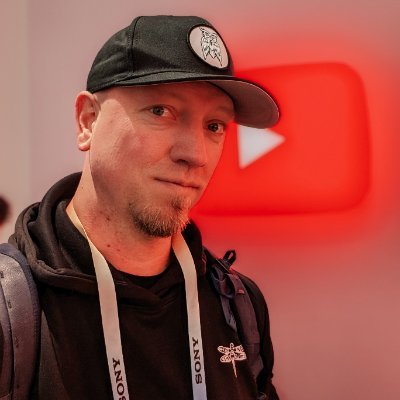 Videographer & Photographer. Looking for ways to make a difference. Tech https://t.co/rKkiu1xfFx Video Production/Photo Studio https://t.co/o186vR3XVi