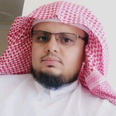 مسافرٌ أنت والآثارُ باقيةٌ
فاترُك وراءك ما تُحيي به أثرك . .