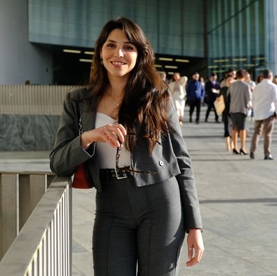 Sararoab's profile picture. 🎙️🎥 Periodismo y Comunicación Audiovisual | Aprendiendo cada día en el @eldiarioAnd ✍️